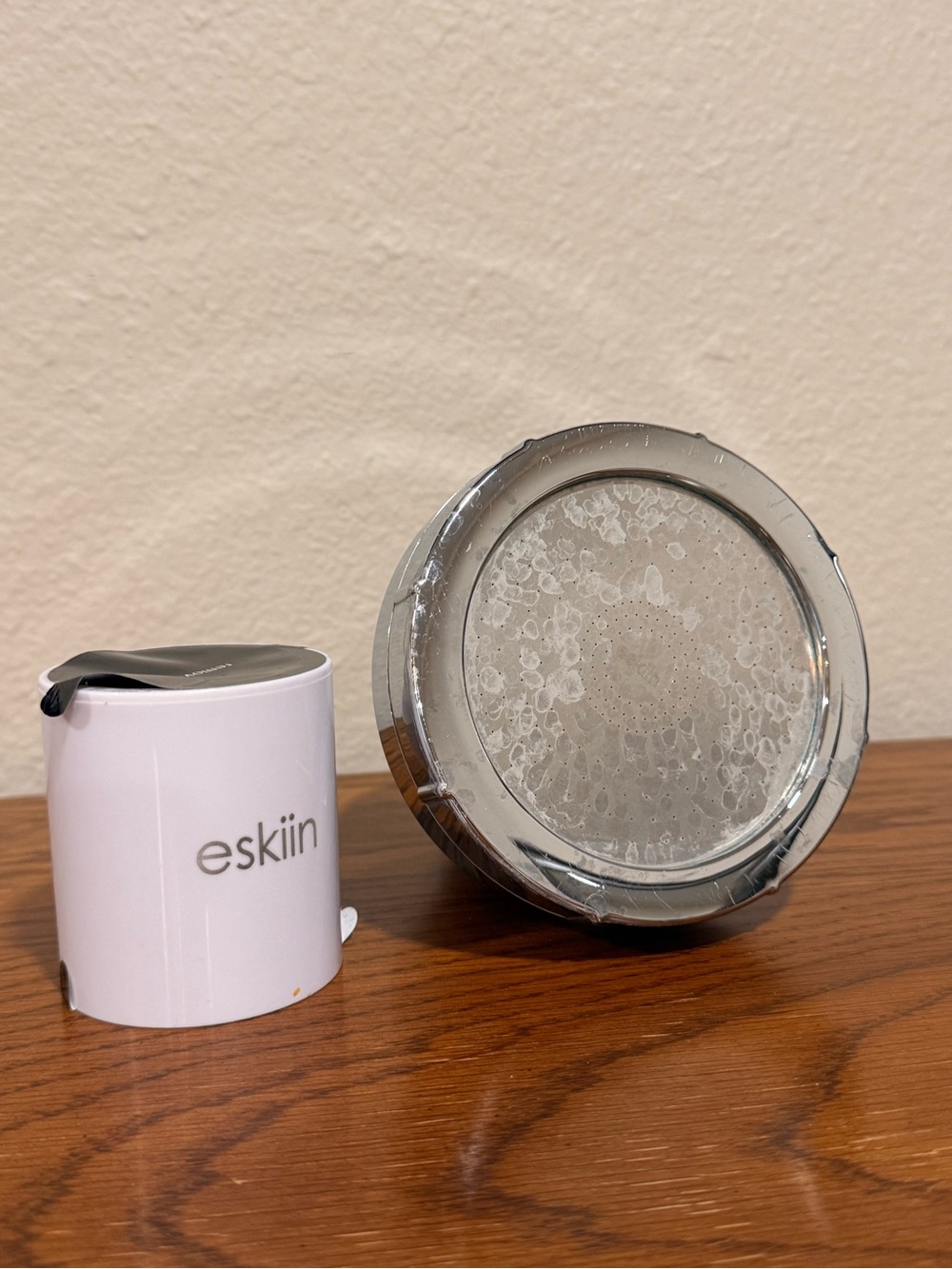 Eskiin Filtered Shower Head + NEW Replacement Filter | Chrome